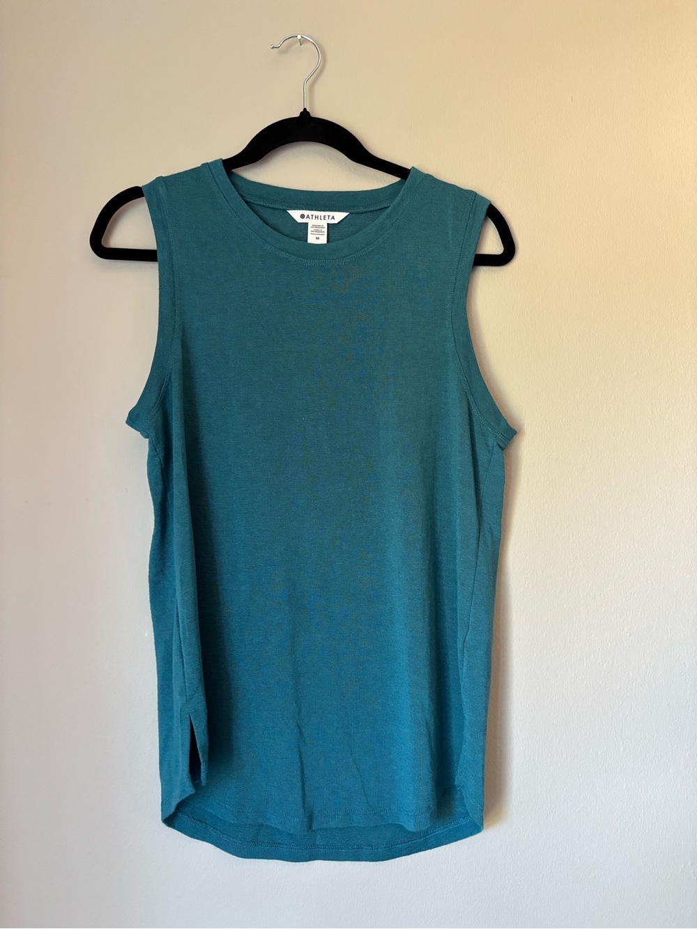 Athleta Womens Breezy Tank Size M